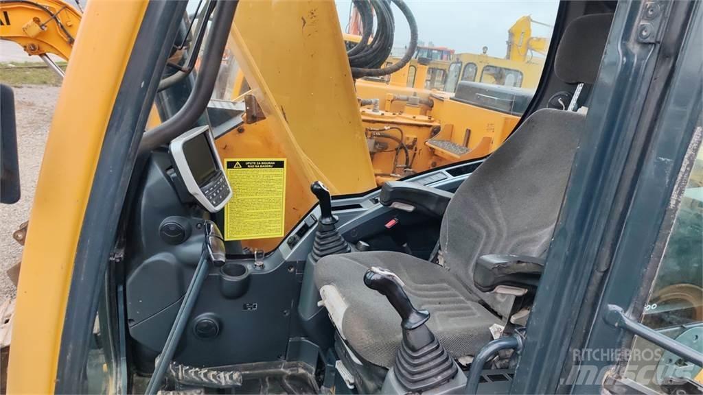 Hyundai HX145LCR Гусеничні екскаватори