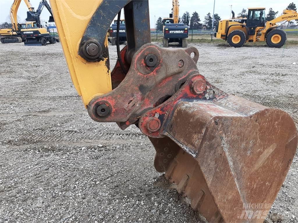 Hyundai R140LC-9 Гусеничні екскаватори