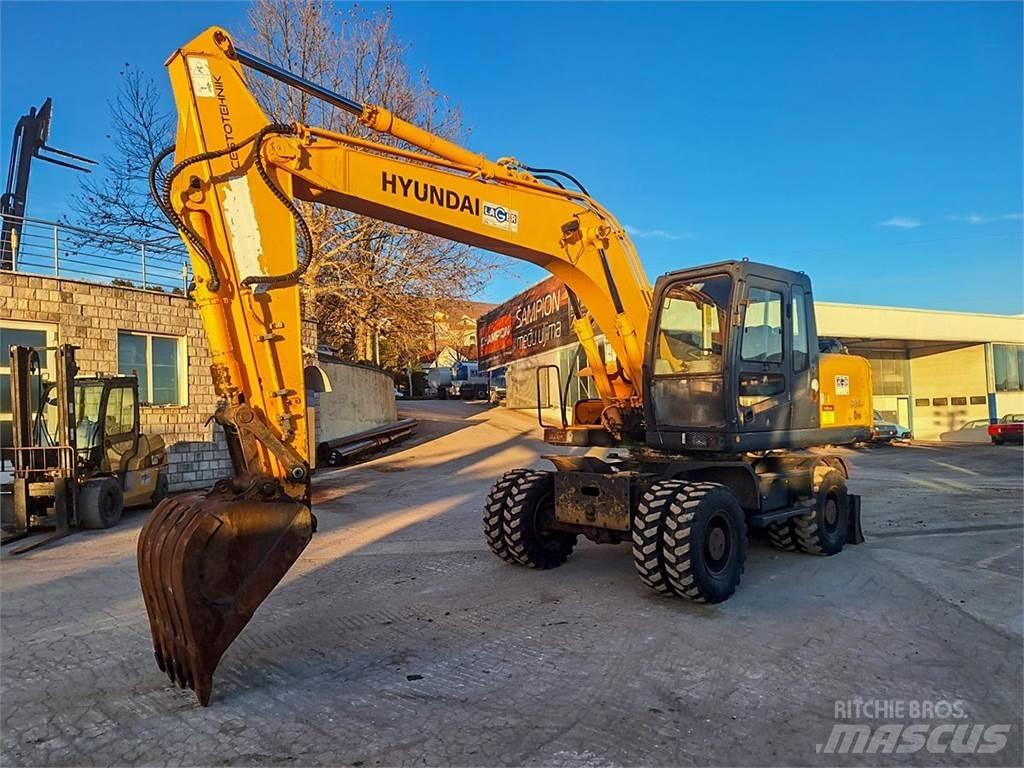 Hyundai R170W-7A Колісні екскаватори