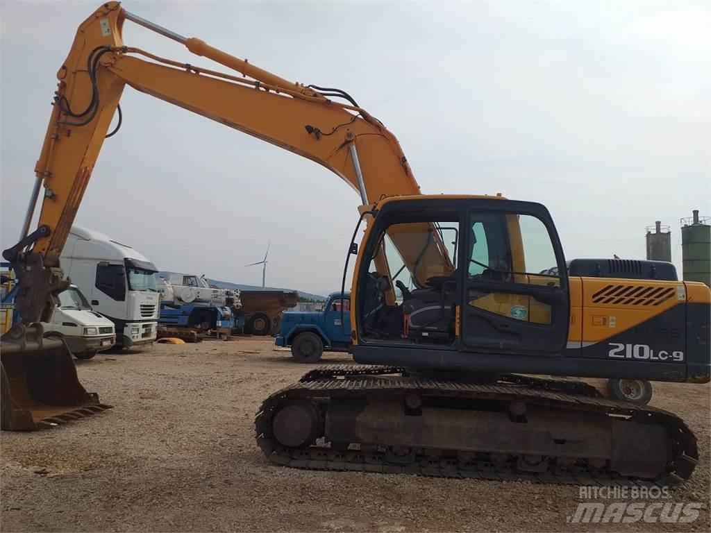 Hyundai R210LC-9 Гусеничні екскаватори