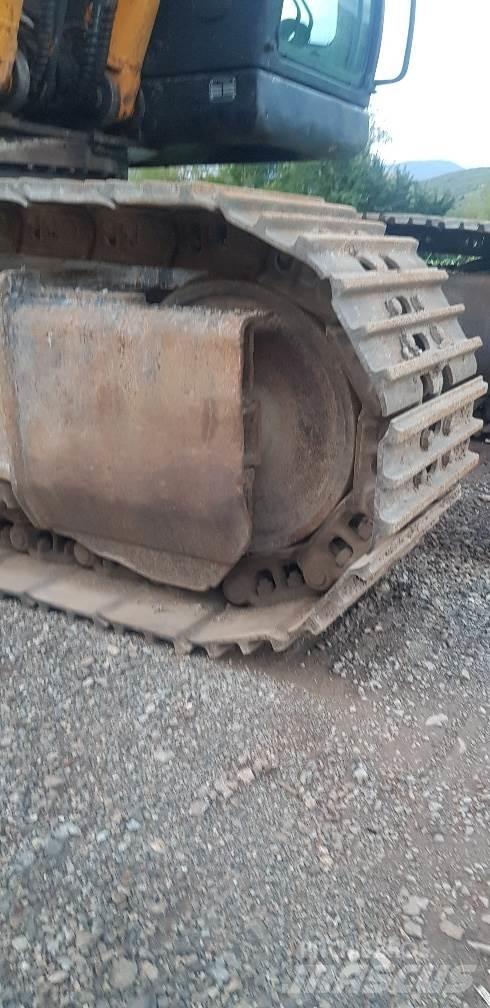 Hyundai R210NLC-7A Гусеничні екскаватори