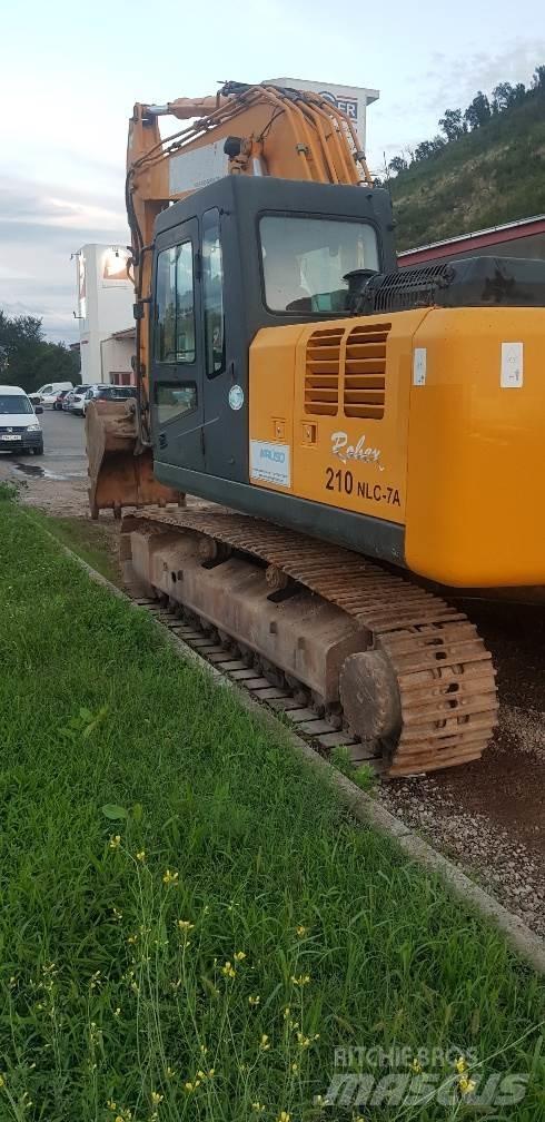 Hyundai R210NLC-7A Гусеничні екскаватори