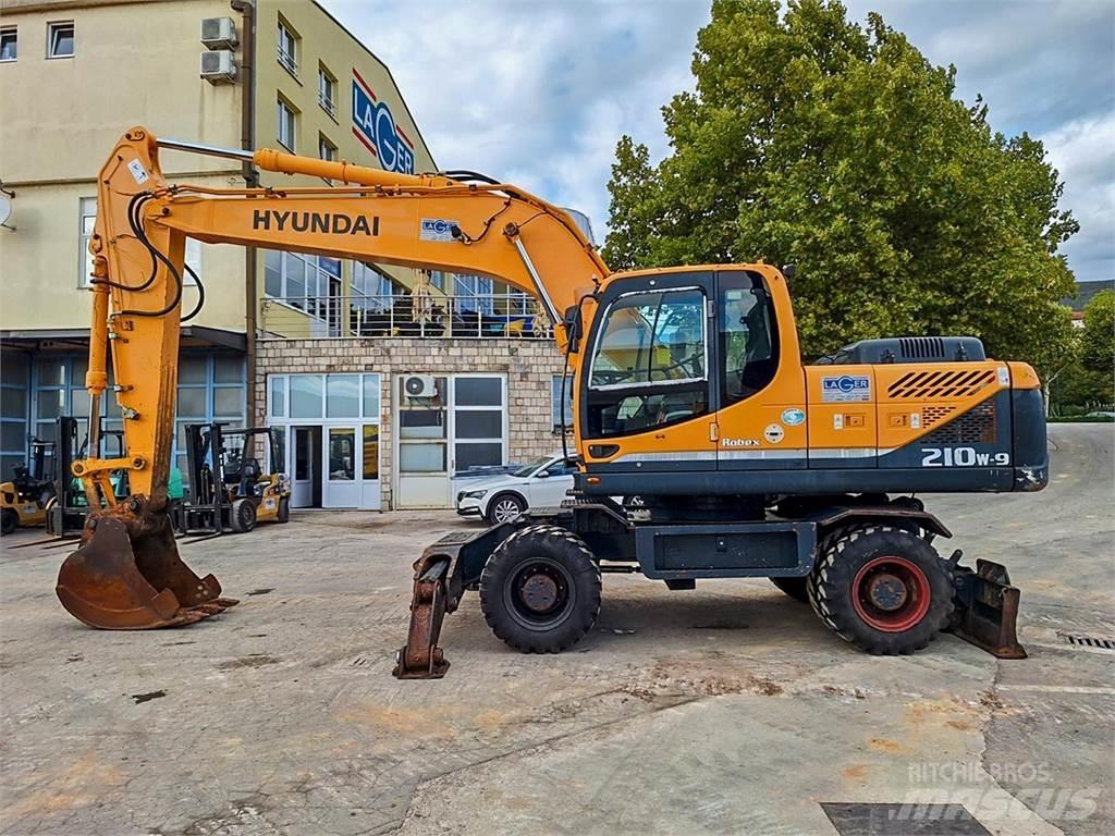 Hyundai R210W-9 Колісні екскаватори