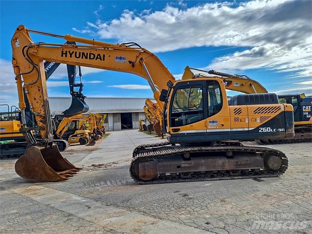 Hyundai R260LC-9A Гусеничні екскаватори