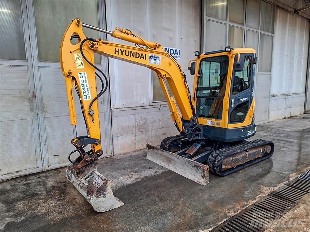 Hyundai R35Z-9 Міні-екскаватори < 7т