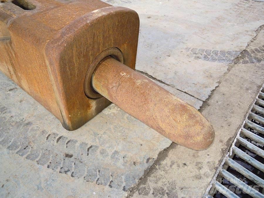 Indeco HP5000 Гідравлічні пальові молоти