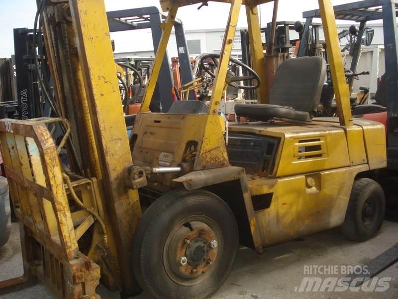 Komatsu FG25-7 Інше