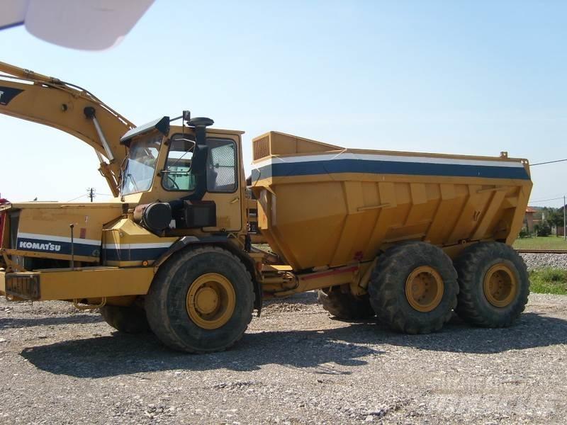 Komatsu HA270-3 Зчленовані самоскиди