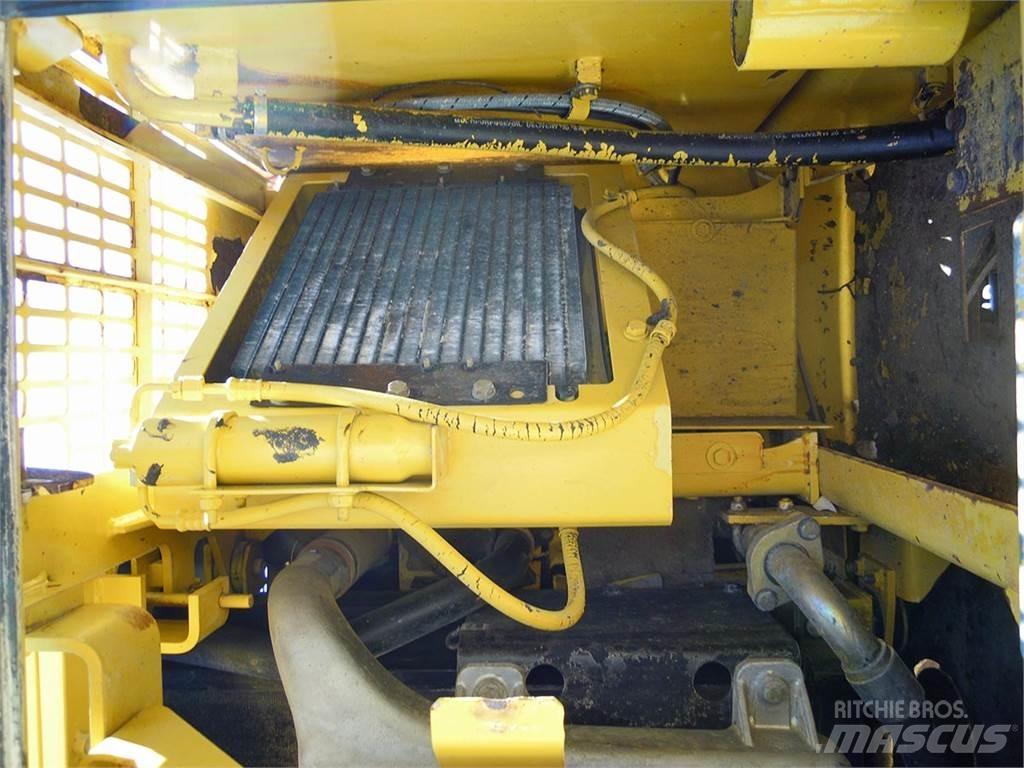 Komatsu PC340NLC-6K Гусеничні екскаватори