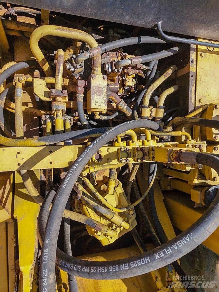 Komatsu PC400LC Гусеничні екскаватори