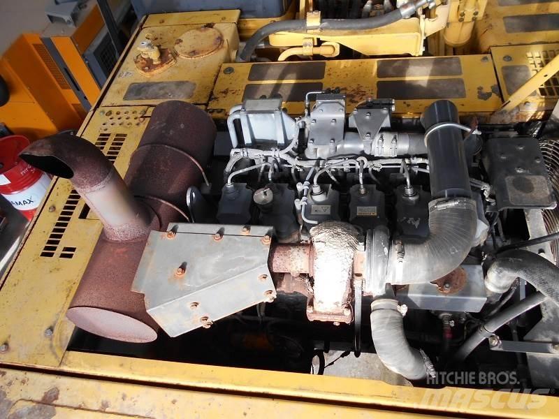 Komatsu PC450LC-7K Гусеничні екскаватори