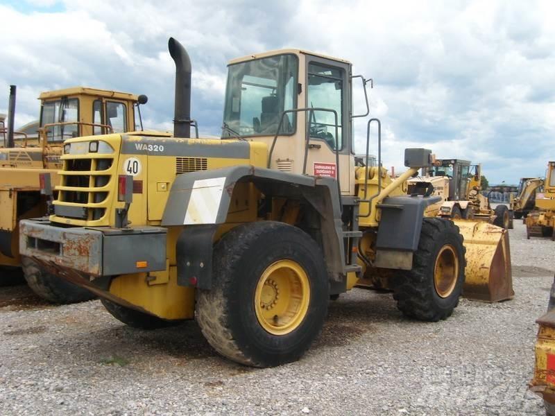 Komatsu WA320-3H Фронтальні навантажувачі