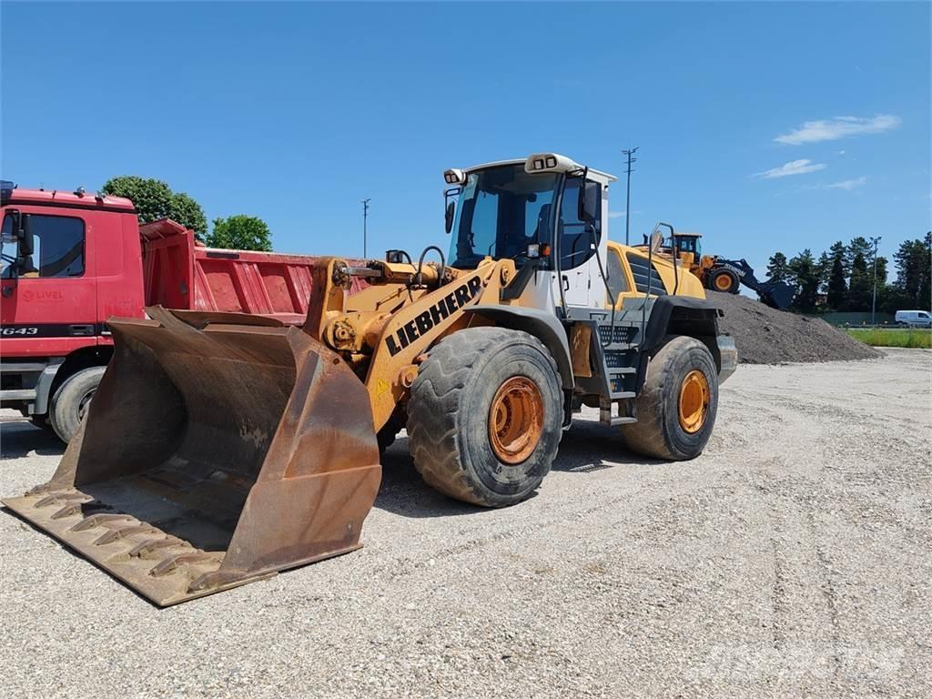 Liebherr L566 Фронтальні навантажувачі