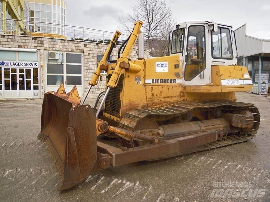 Liebherr PR 732 L Гусеничні бульдозери