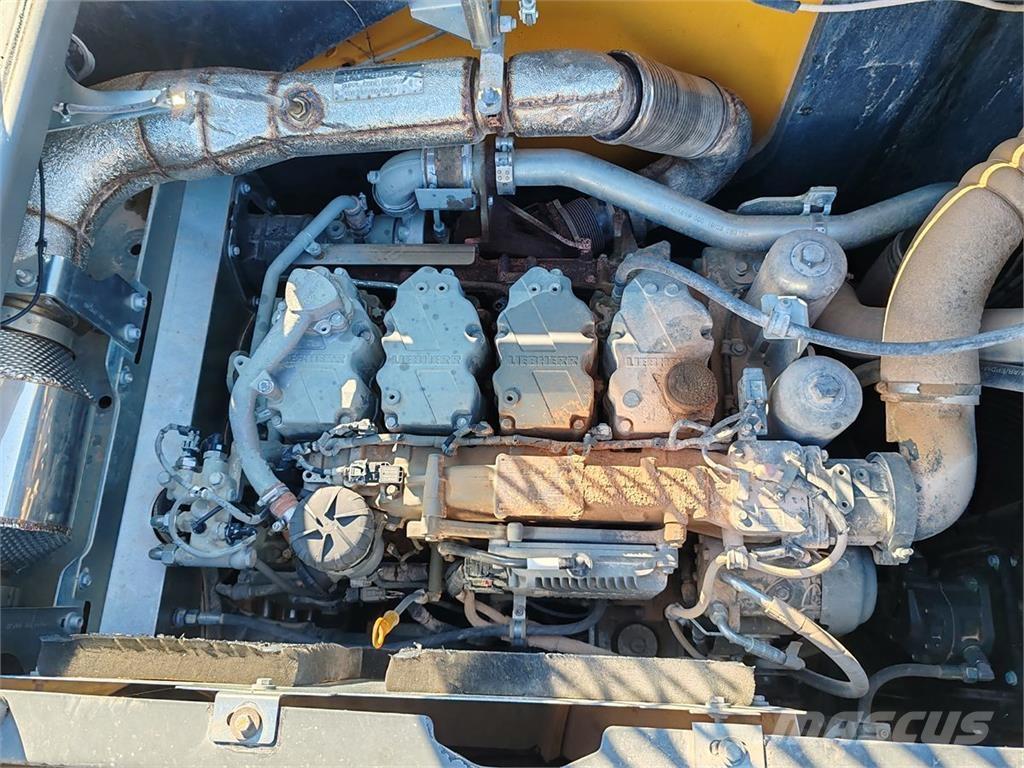 Liebherr R930 NLC Гусеничні екскаватори