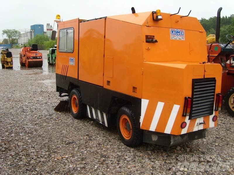 Mfh 2100D Прибиральні машини