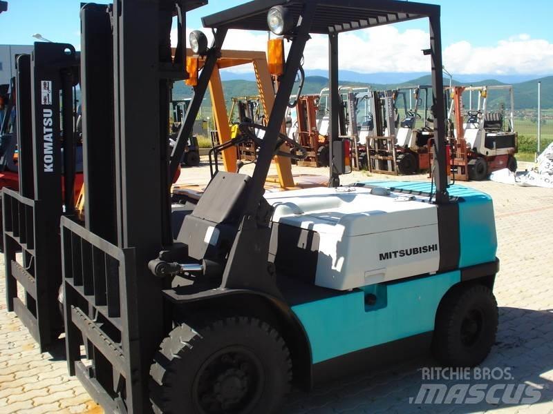 Mitsubishi FG25F17B Інше