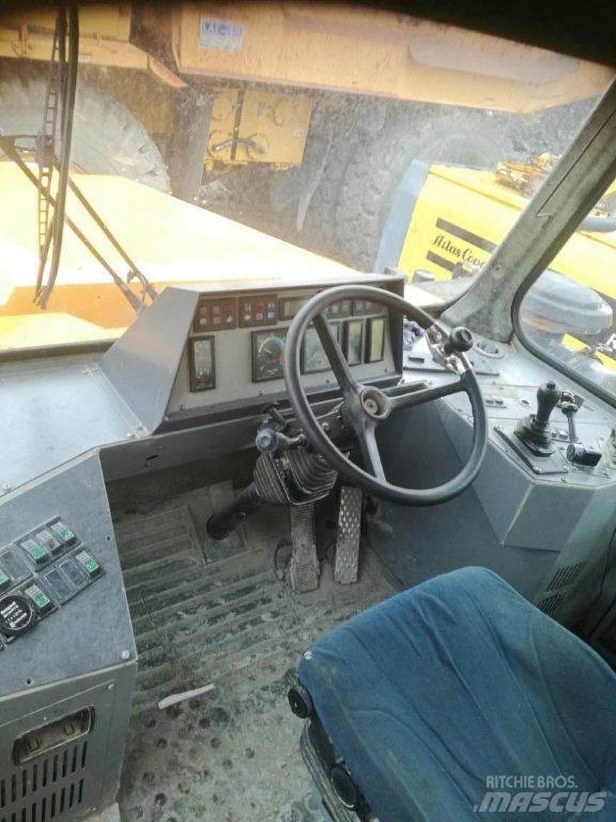 Moxy MT 40B Зчленовані самоскиди