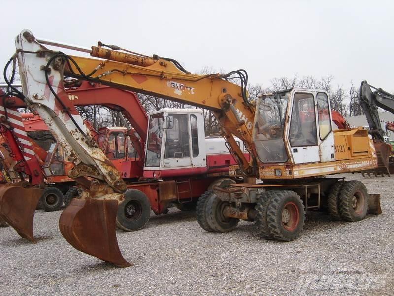 O&K MH6 Колісні екскаватори