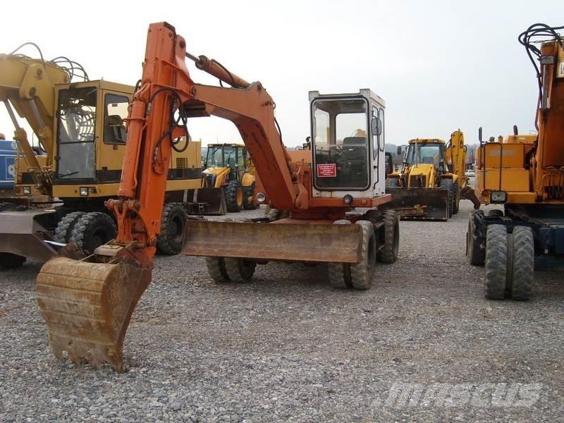 Schaeff HML 40 Колісні екскаватори