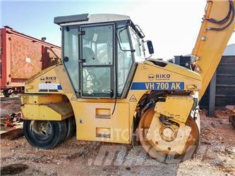 Stavostroj STA VH 700 AK Котки тротуарні