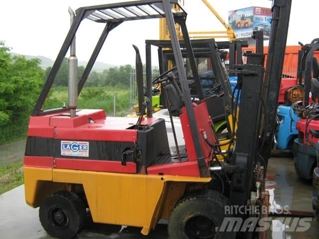 Steinbock 25T Дизельні навантажувачі