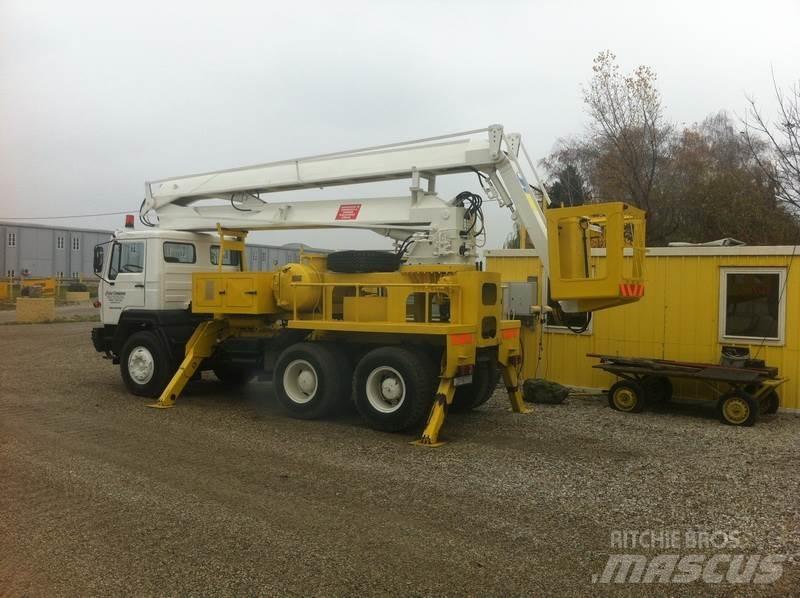 TAM 260T 32 Колінчаті підйомники