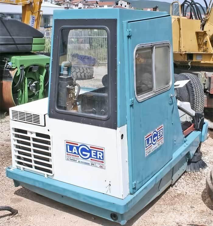 Tennant NV 275 Прибиральні машини
