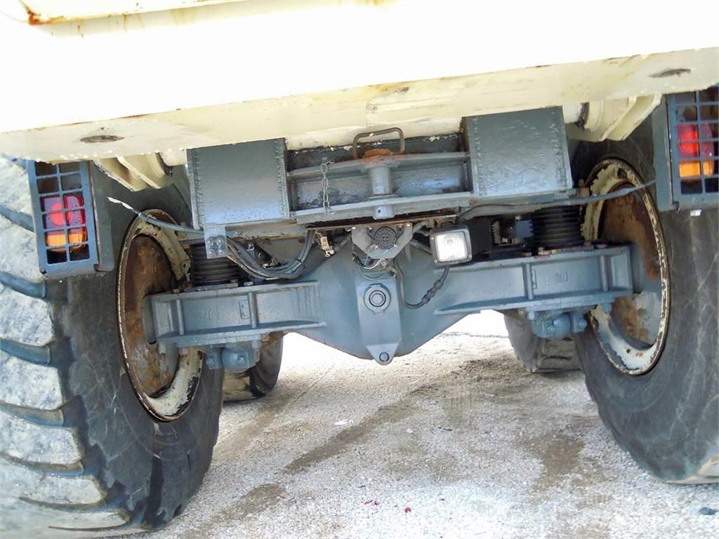 Terex TA27 Зчленовані самоскиди