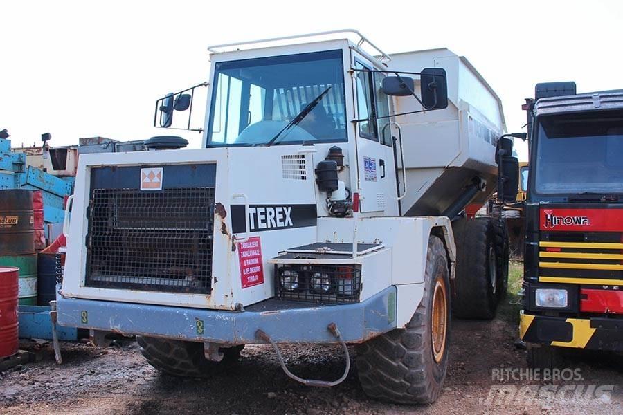 Terex TA30 Зчленовані самоскиди
