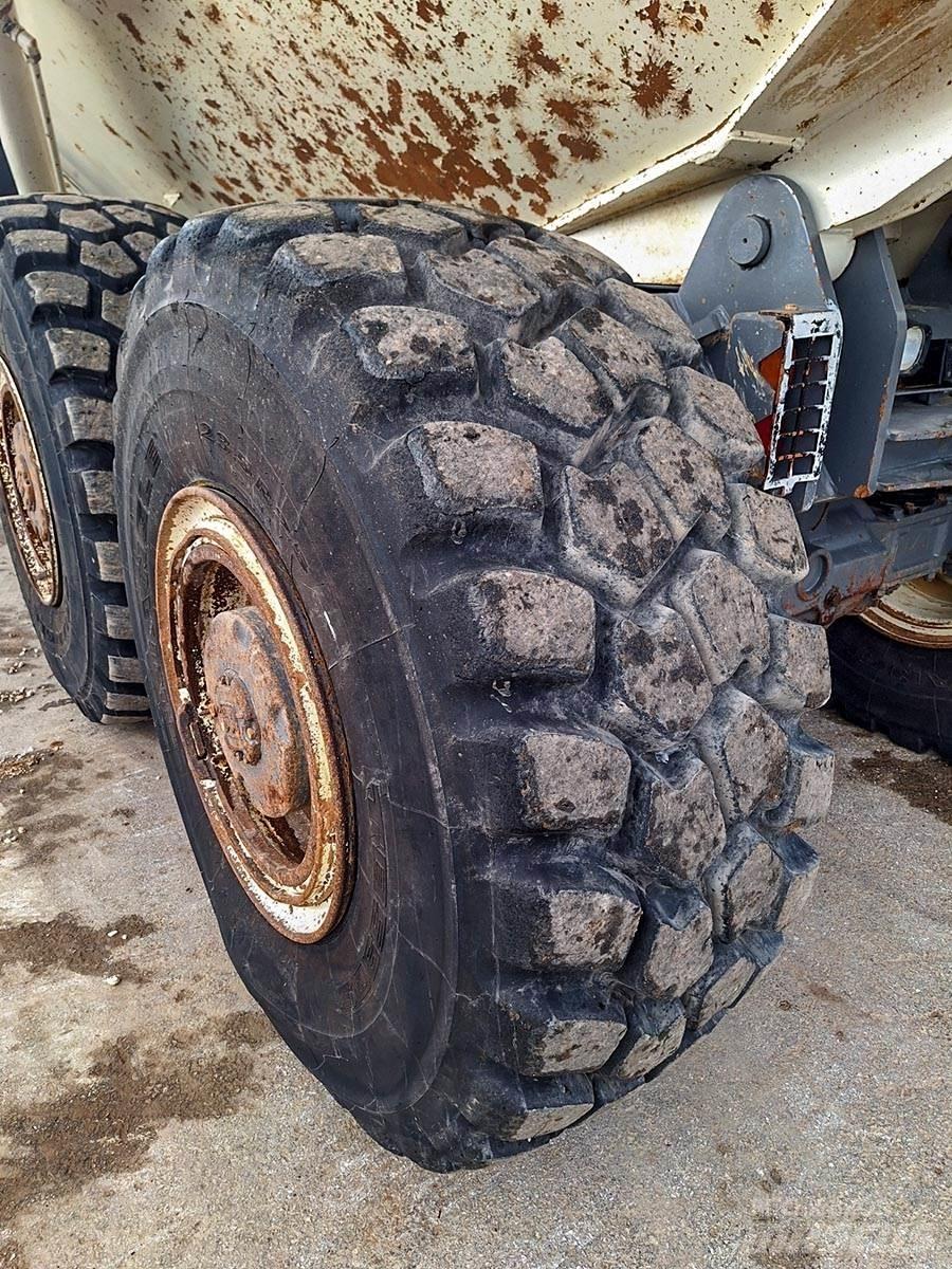 Terex TA30 Зчленовані самоскиди
