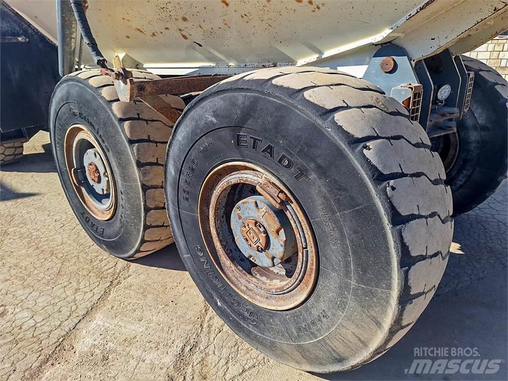 Terex TA300 Зчленовані самоскиди