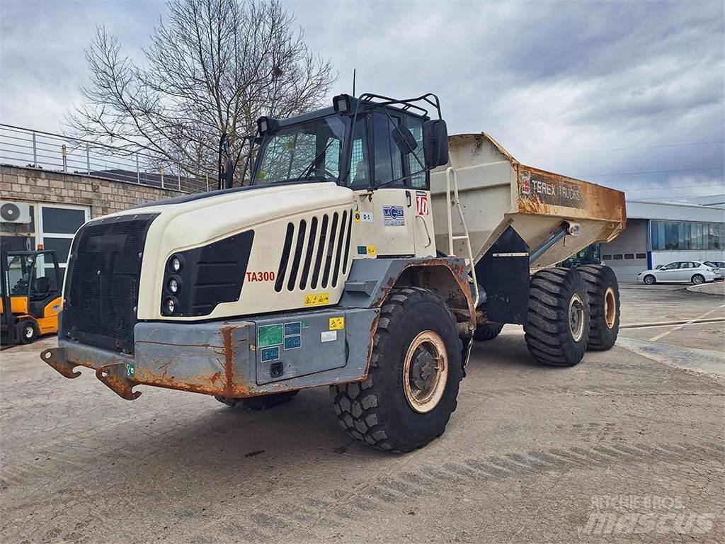 Terex TA300 Зчленовані самоскиди