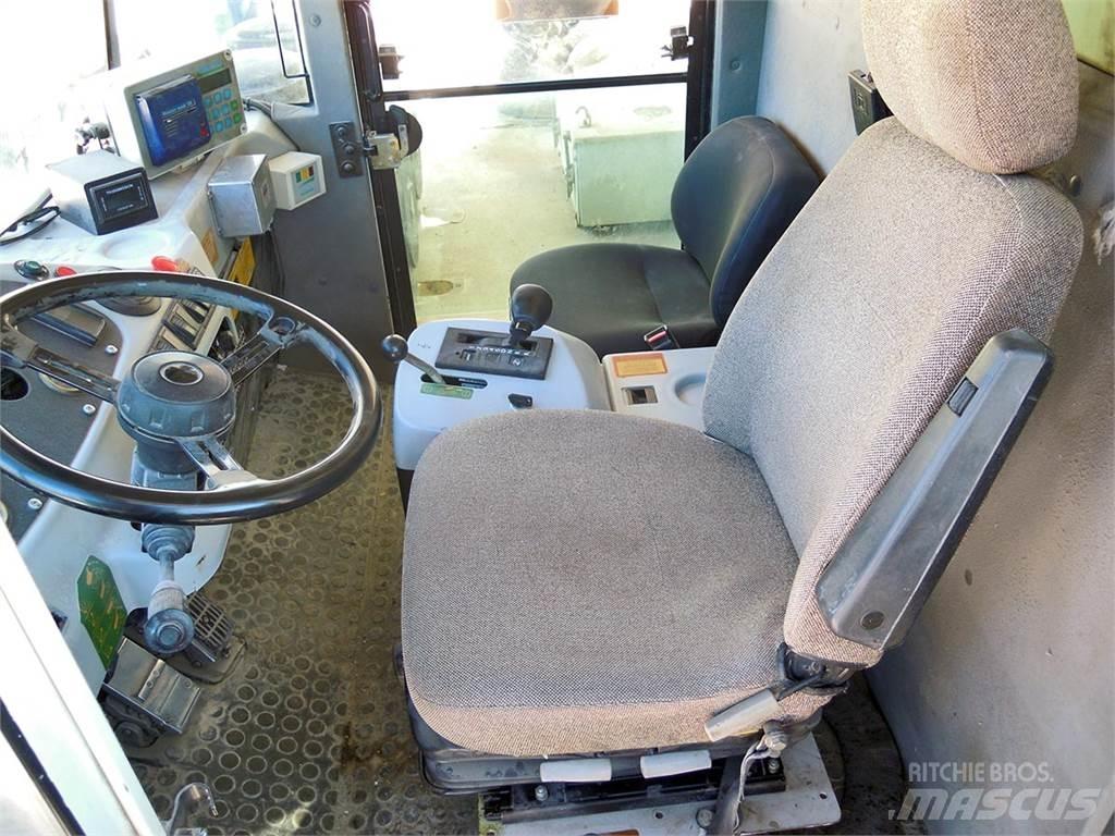 Terex TR70 Міні самоскиди
