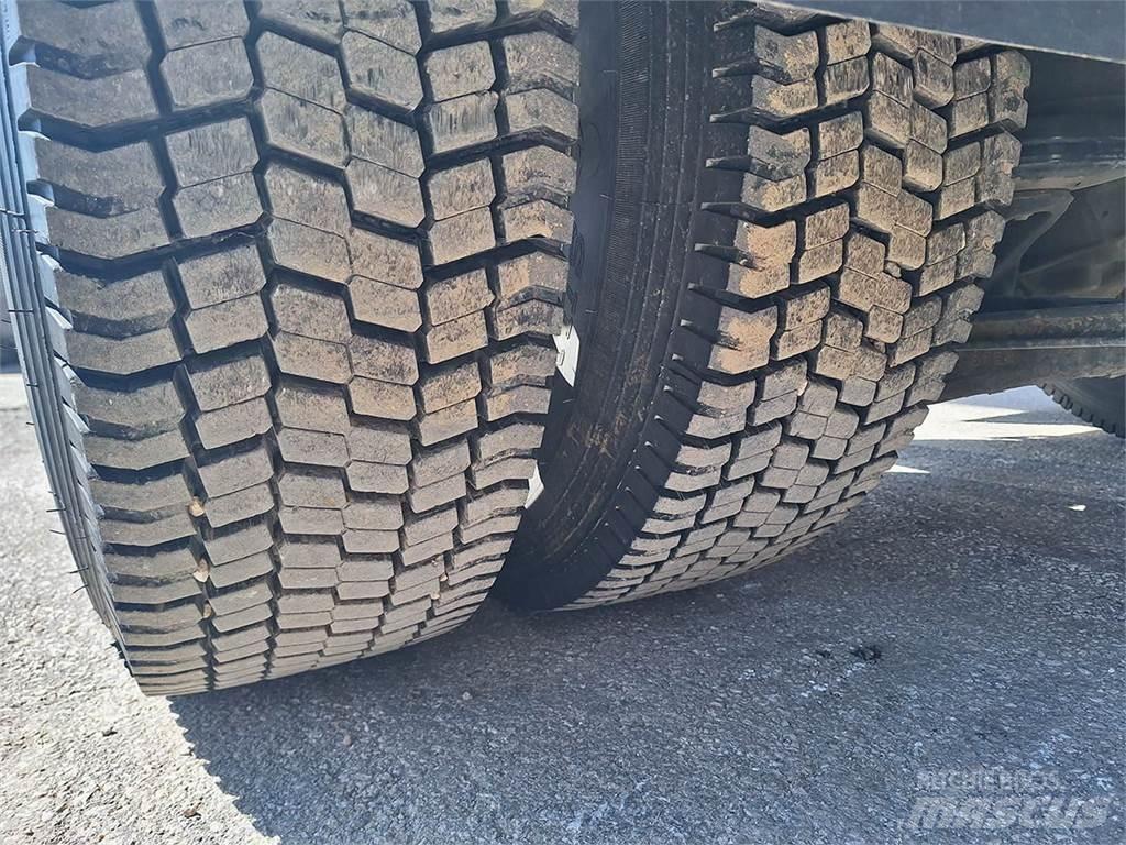 Volvo 460 Самоскиди