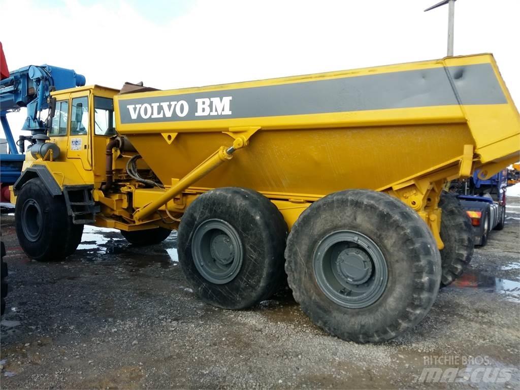 Volvo A25 Зчленовані самоскиди