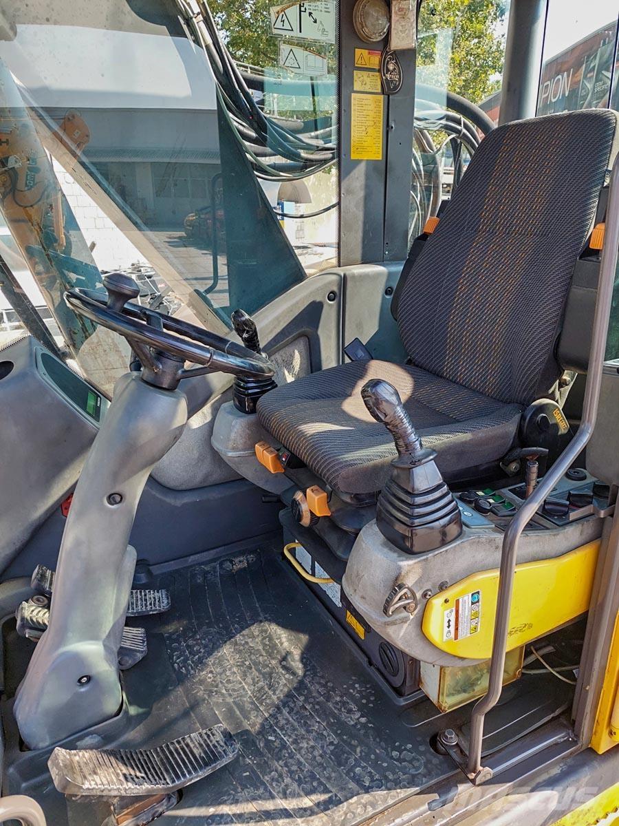 Volvo EW160 Колісні екскаватори