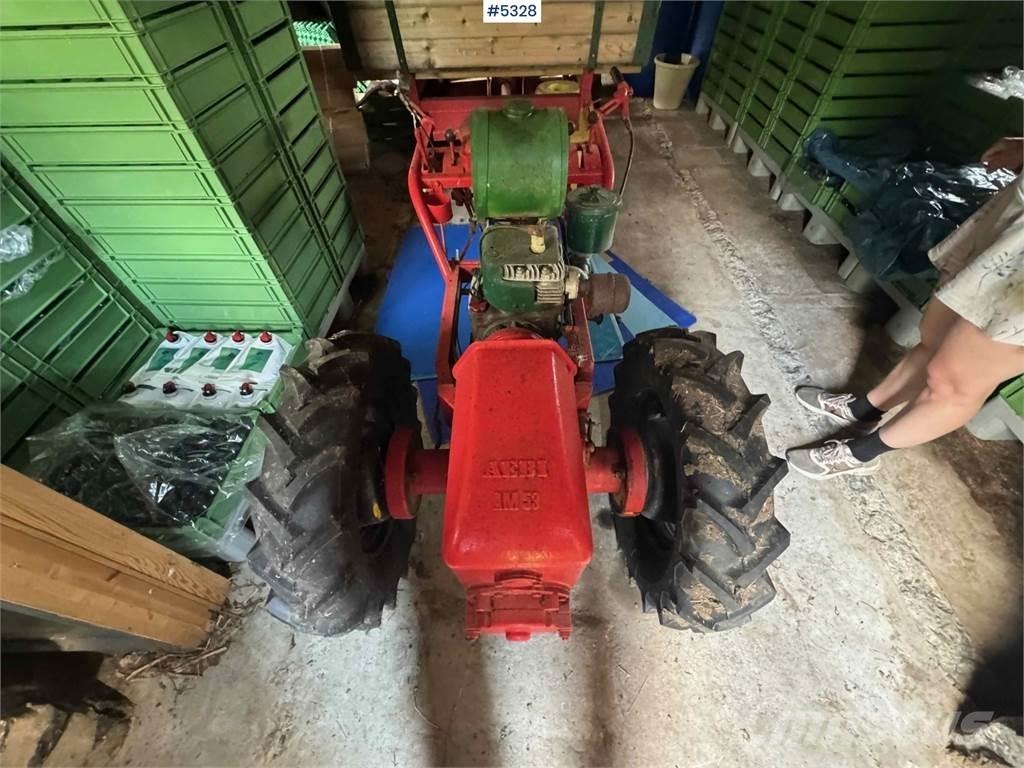 Aebi AM53 Трактори