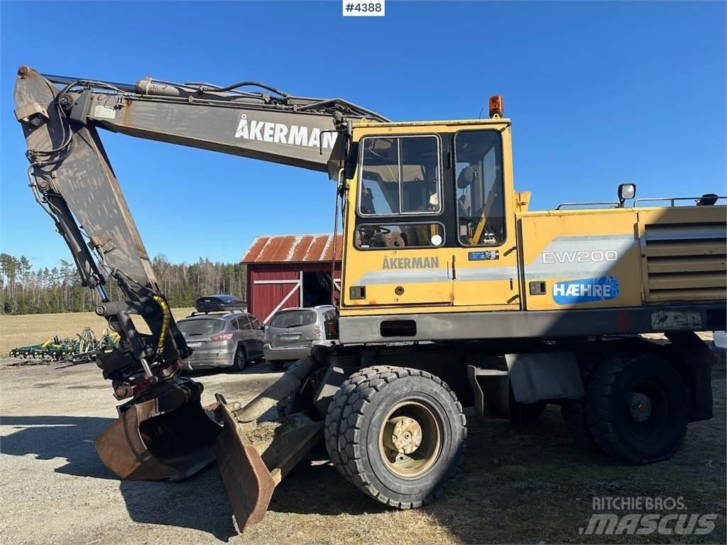 Åkerman EW200 Гусеничні екскаватори