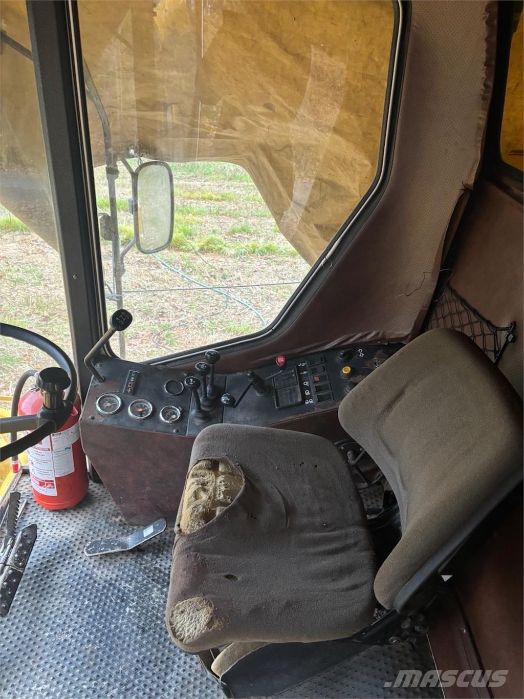 Aktiv Sampo 580 Зернозбиральні комбайни