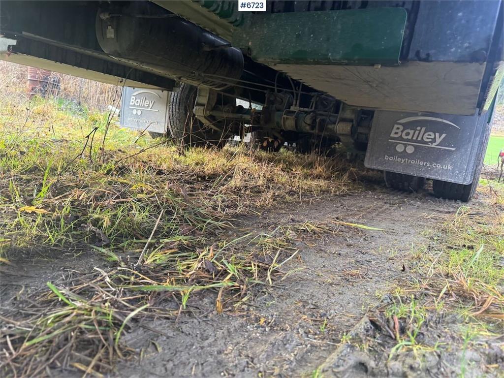 Bailey 24T Низькорамні причепи