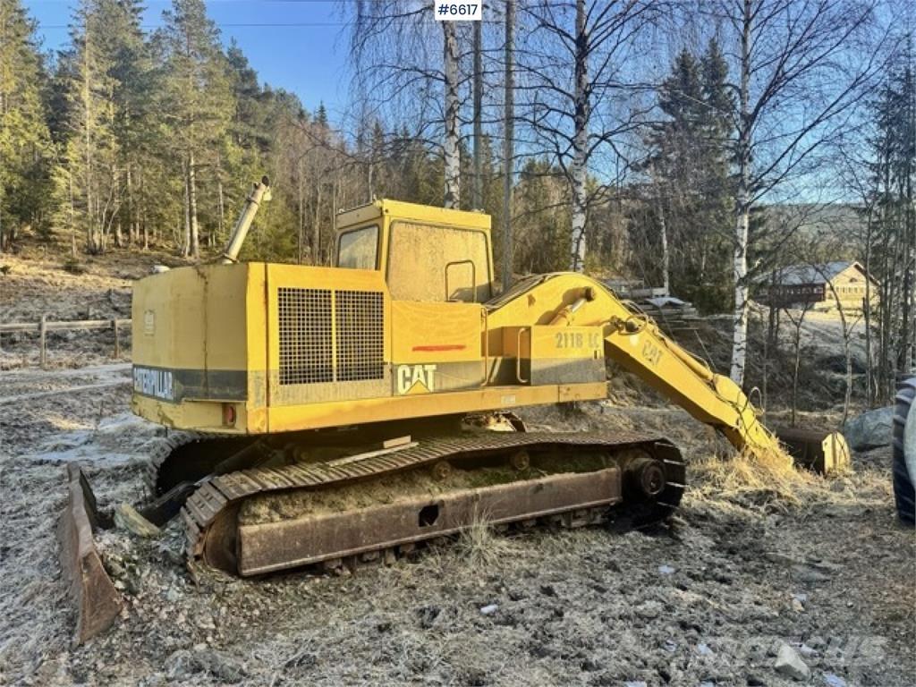 CAT 211BLC Гусеничні екскаватори