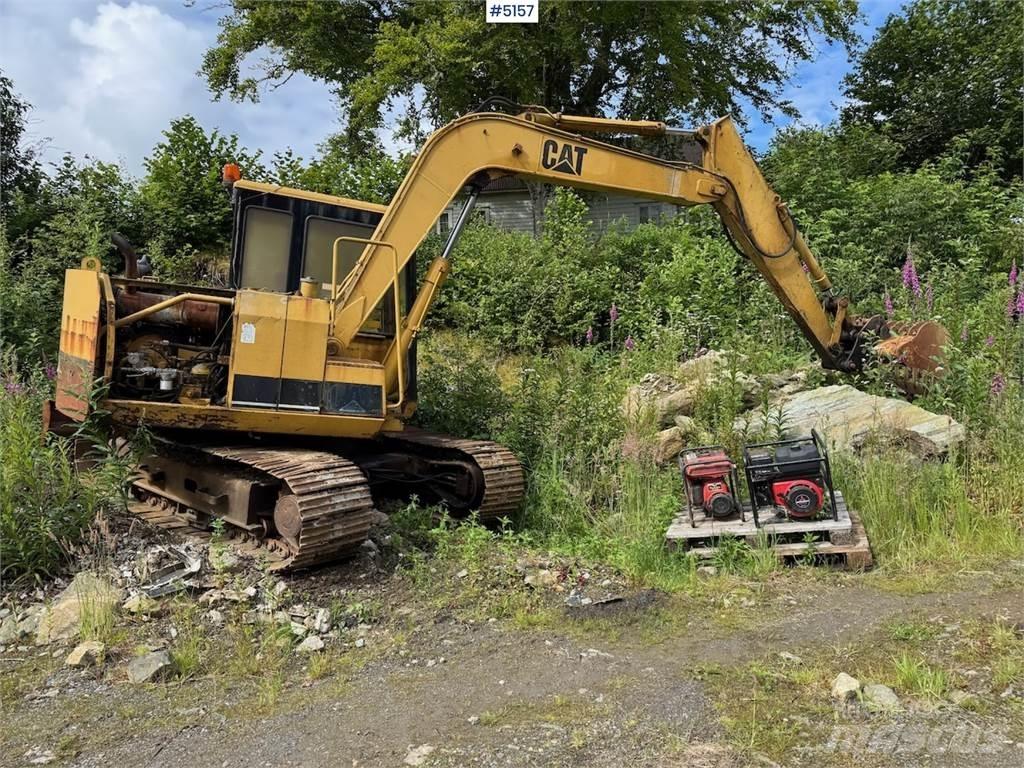 CAT E70B Гусеничні екскаватори
