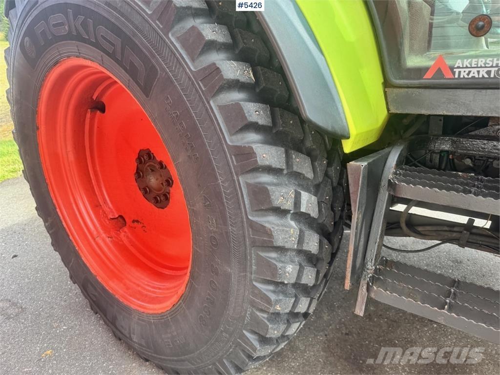 CLAAS Arion 430 Трактори
