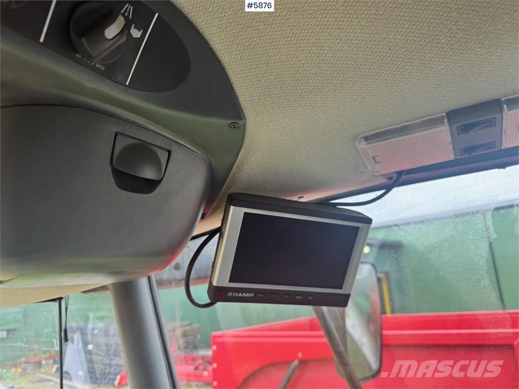 CLAAS Lexion 530 Зернозбиральні комбайни