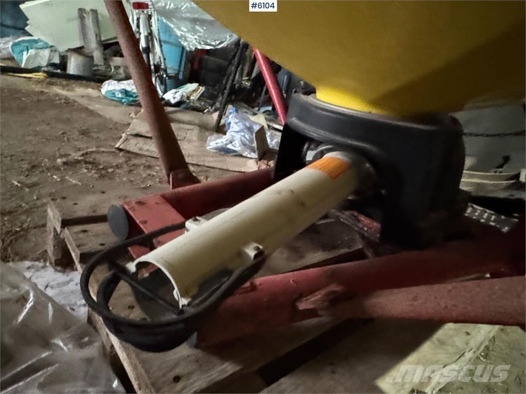  Cosmo PDHV 800 Сівалки
