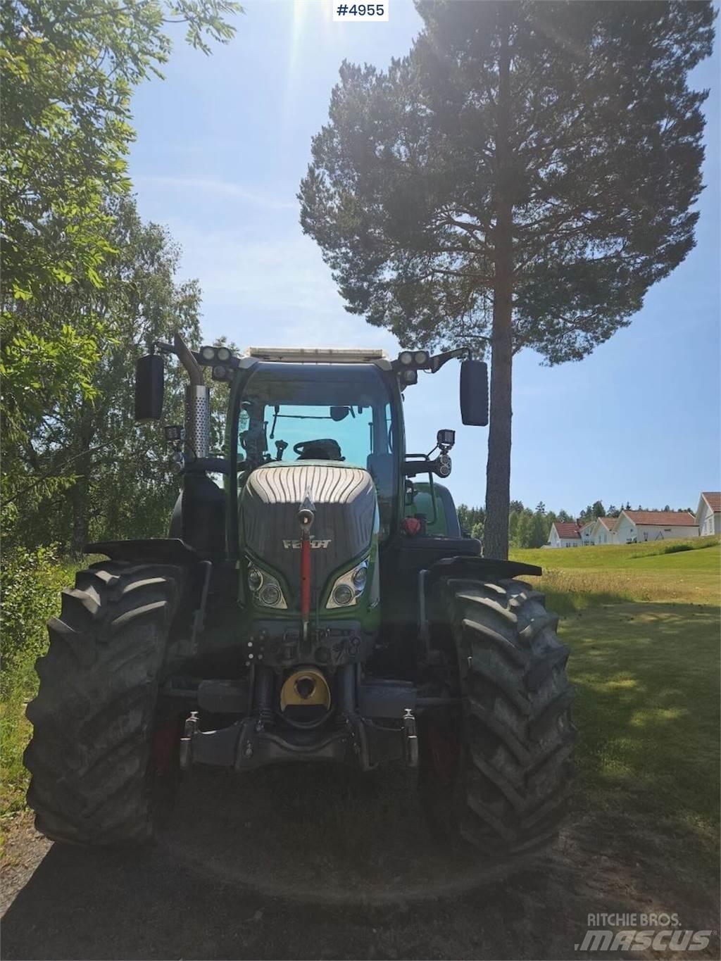 Fendt 724 Vario Трактори