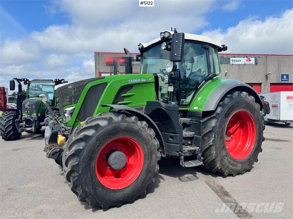 Fendt 828 Vario Трактори
