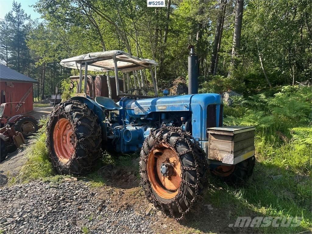 Fordson Major Трактори