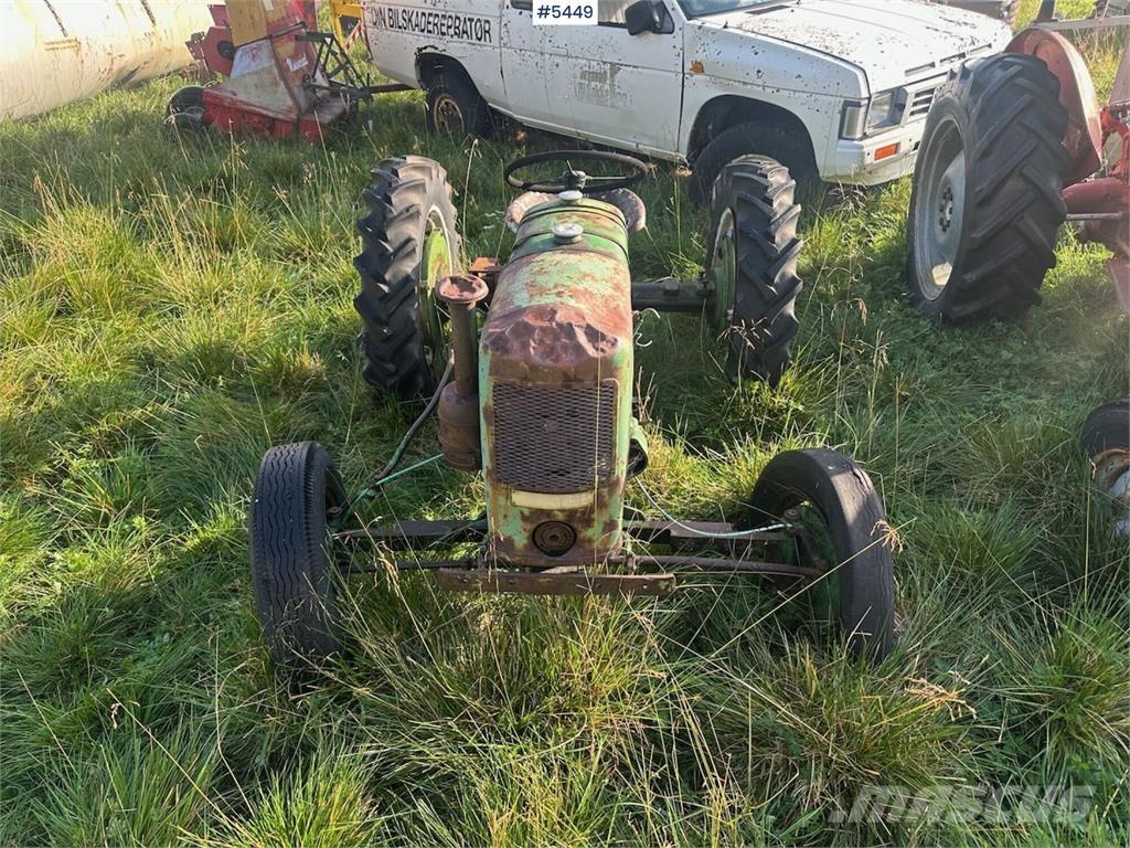 Holder B10/D Трактори